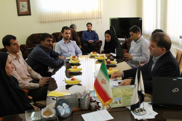 برگزاری جلسه ایجاد تعامل میان دانشجویان و مراکزعلمی کاربردی